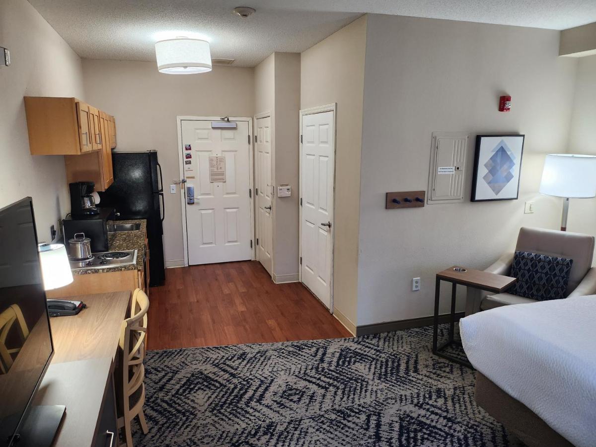 Candlewood Suites Harrisburg I-81 Hershey Area, An Ihg Hotel Esterno foto